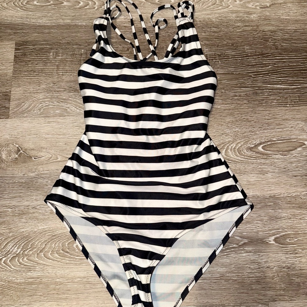 Black & White Striped One-Piece Swimsuit W/ Crisscross Back
